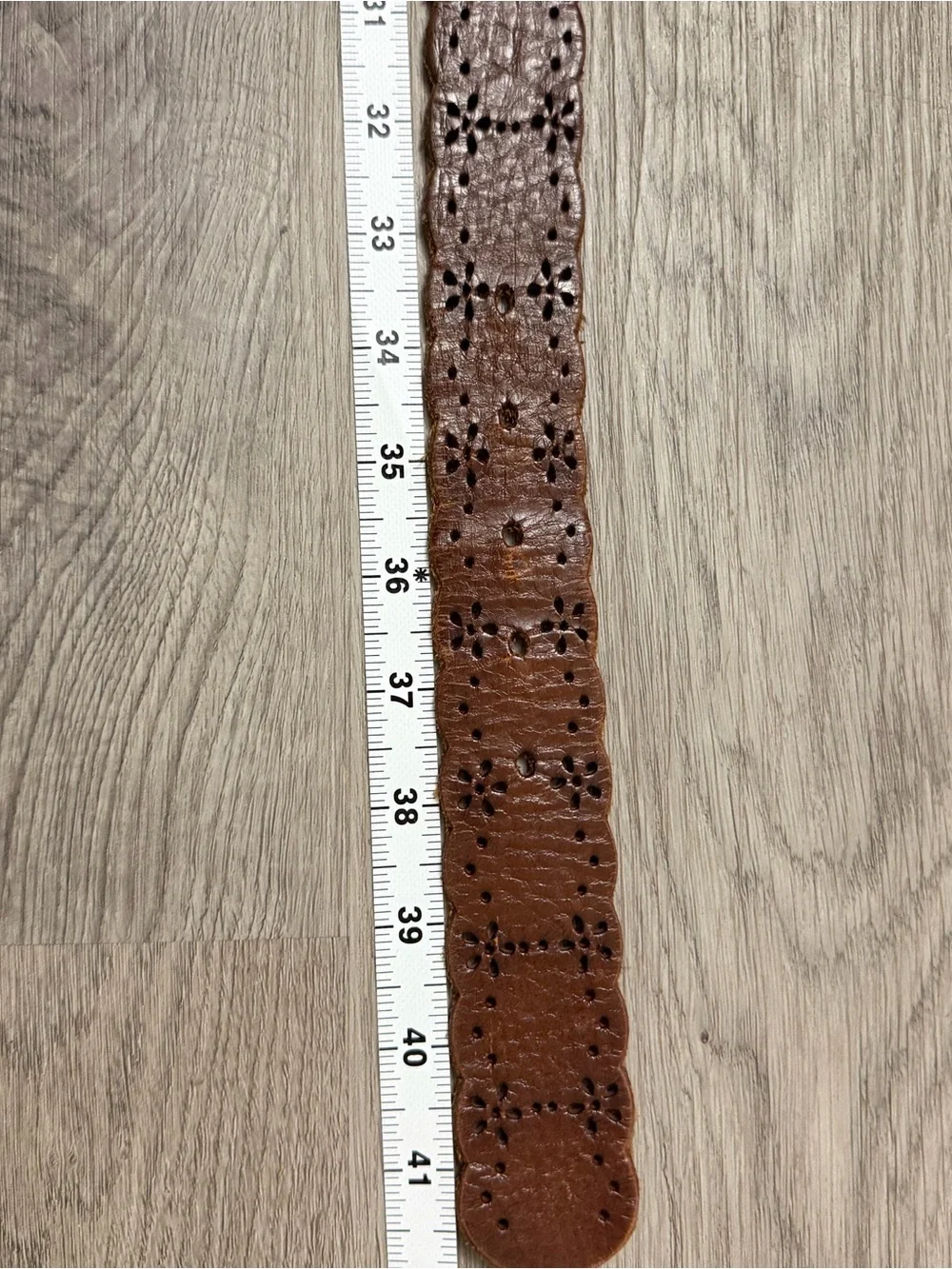 Aeropostale Brown Leather Scalloped Women's Belt